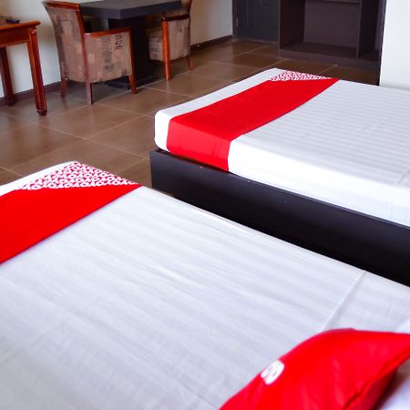 Super Oyo 791 Bell Mansion Hotell Quezon City Exteriör bild