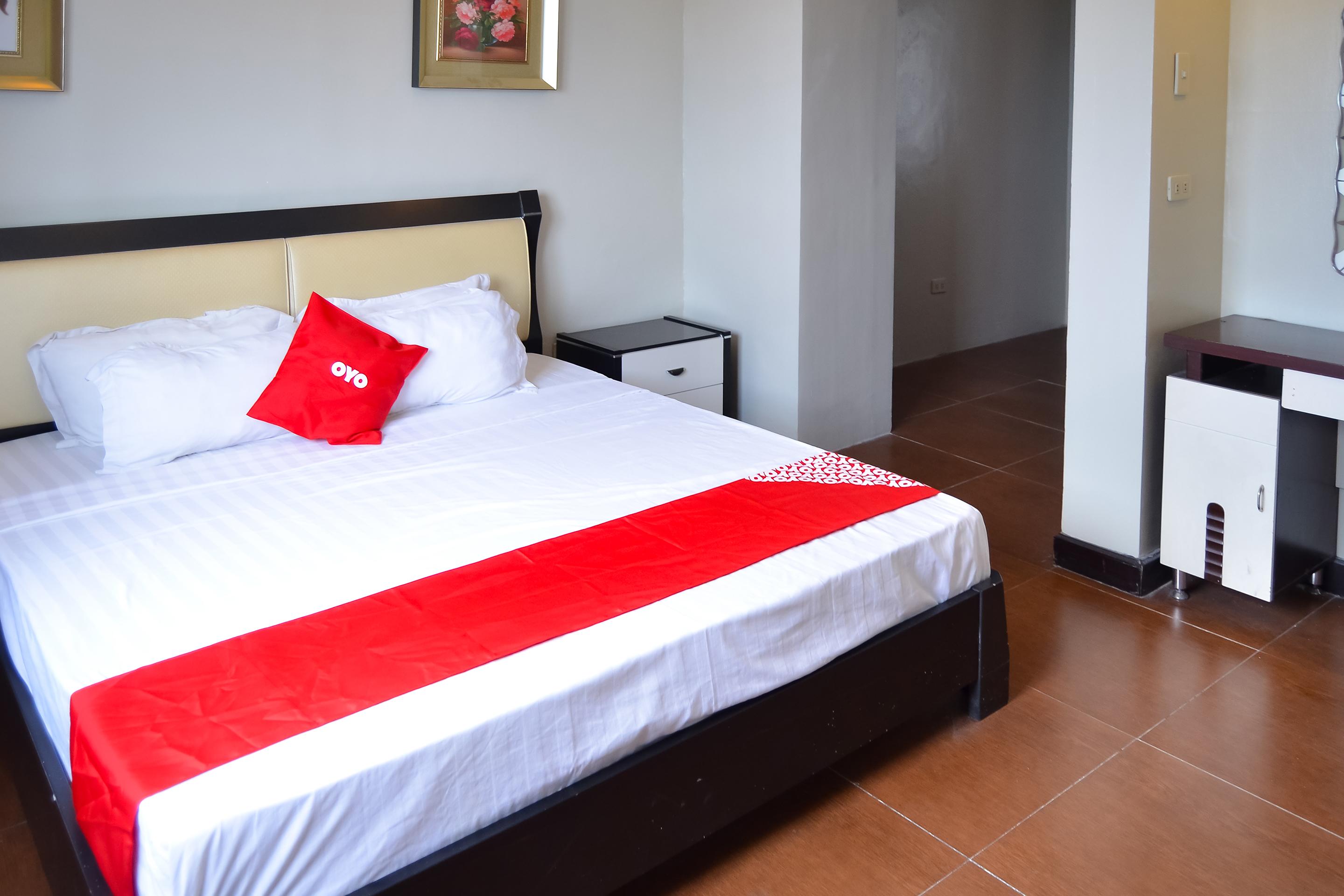 Super Oyo 791 Bell Mansion Hotell Quezon City Exteriör bild