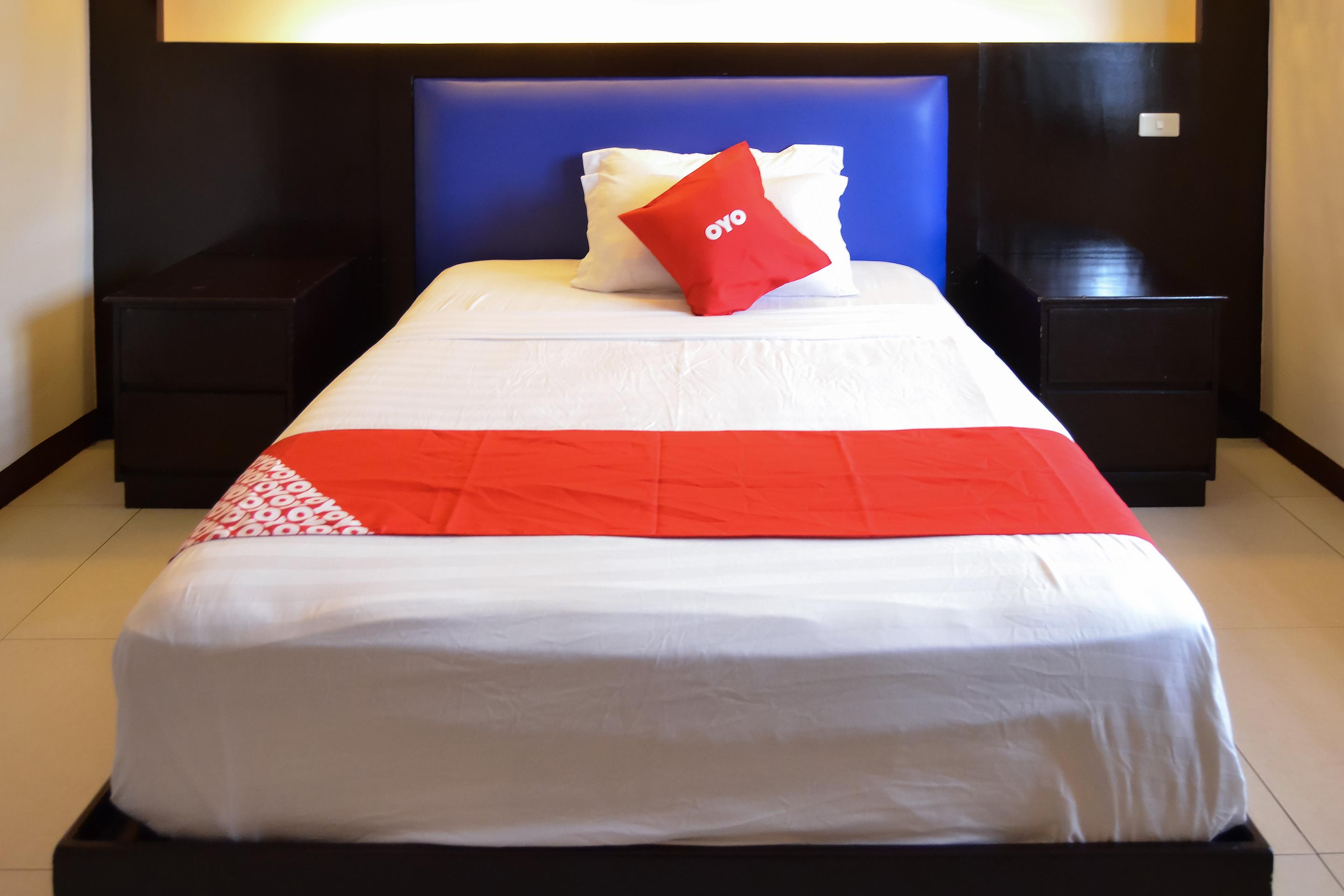 Super Oyo 791 Bell Mansion Hotell Quezon City Exteriör bild